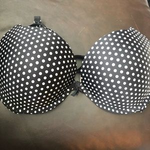 Victoria secret 38 C push up underwire bra